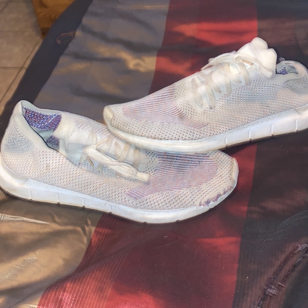 Adidas - Picture 2 of 2